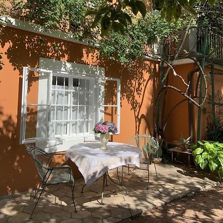 Cozy Apartment In A Historic Villa Merano Exterior foto